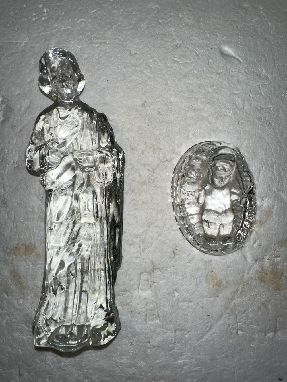 Vintage two-piece clear glass nativity set